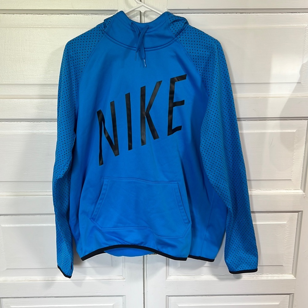 Nike Women’s Sweatshirt